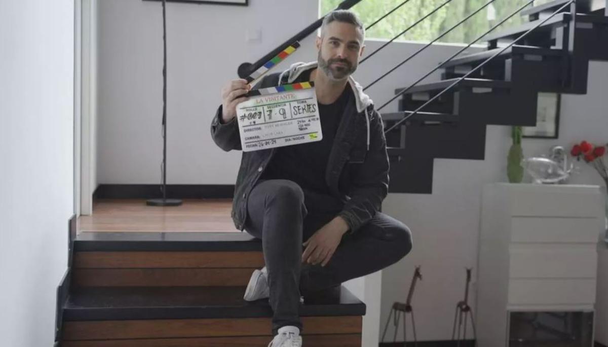 Tony Morales, en el rodaje de su cortometraje 'La visitante'
