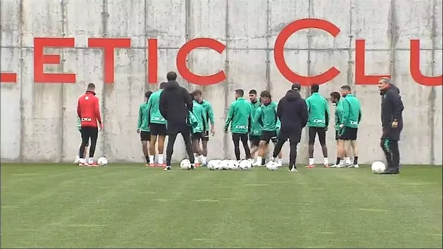 Valverde recupera a Oihan Sancet y Aitor Paredes