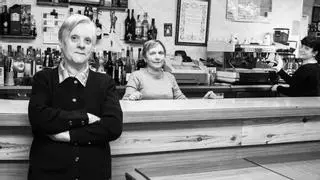 De cocinera en el aeropuerto de Suiza a abrir restaurante en Cangas del Narcea: La historia del "Suiss", que hoy cierra sus puertas