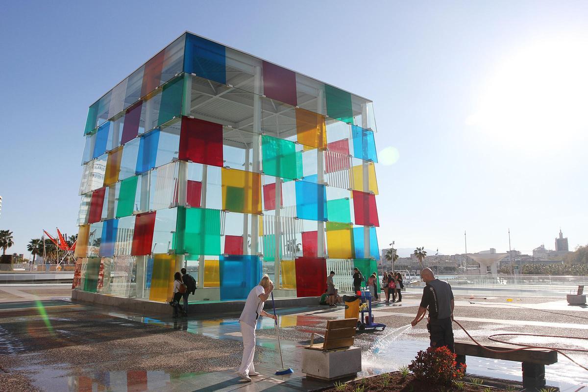 El Cubo del Pompidou, icono cultural de Málaga