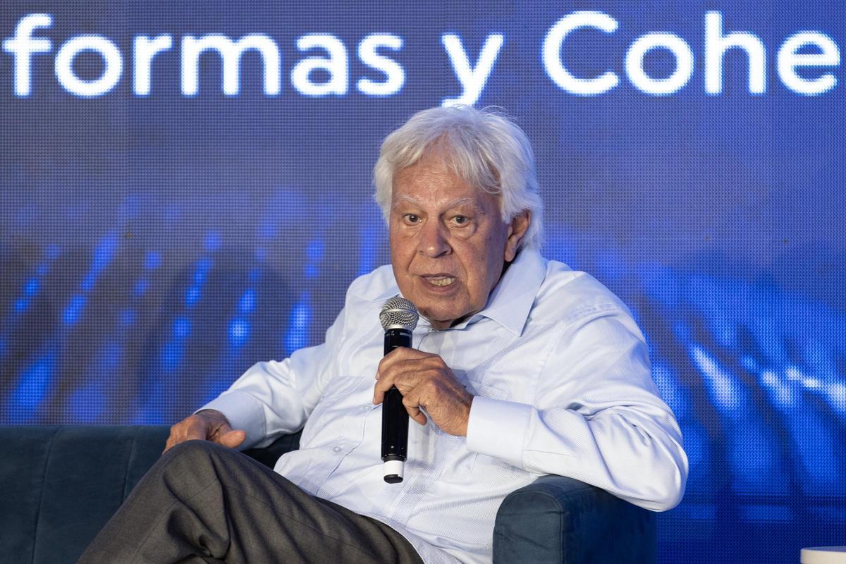 Felipe González.
