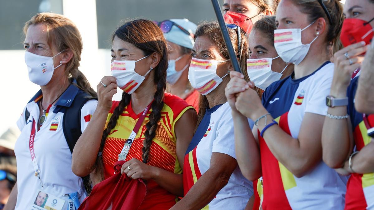 El equipo olímpico de vela, presente en Tokio, siguió muy de cerca la progresión de Joan Cardona.