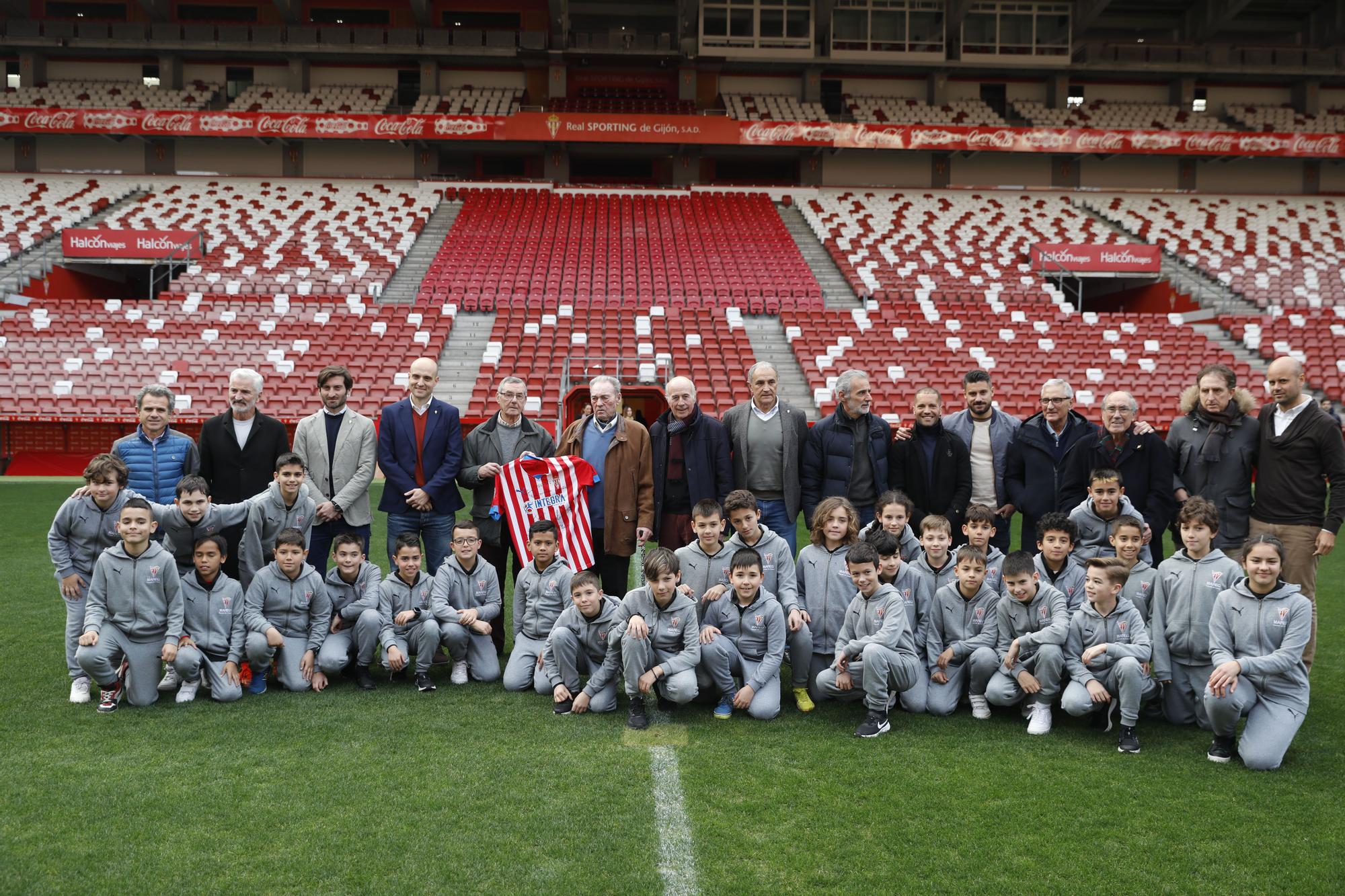 El homenaje del Sporting a Prendes, en imágenes