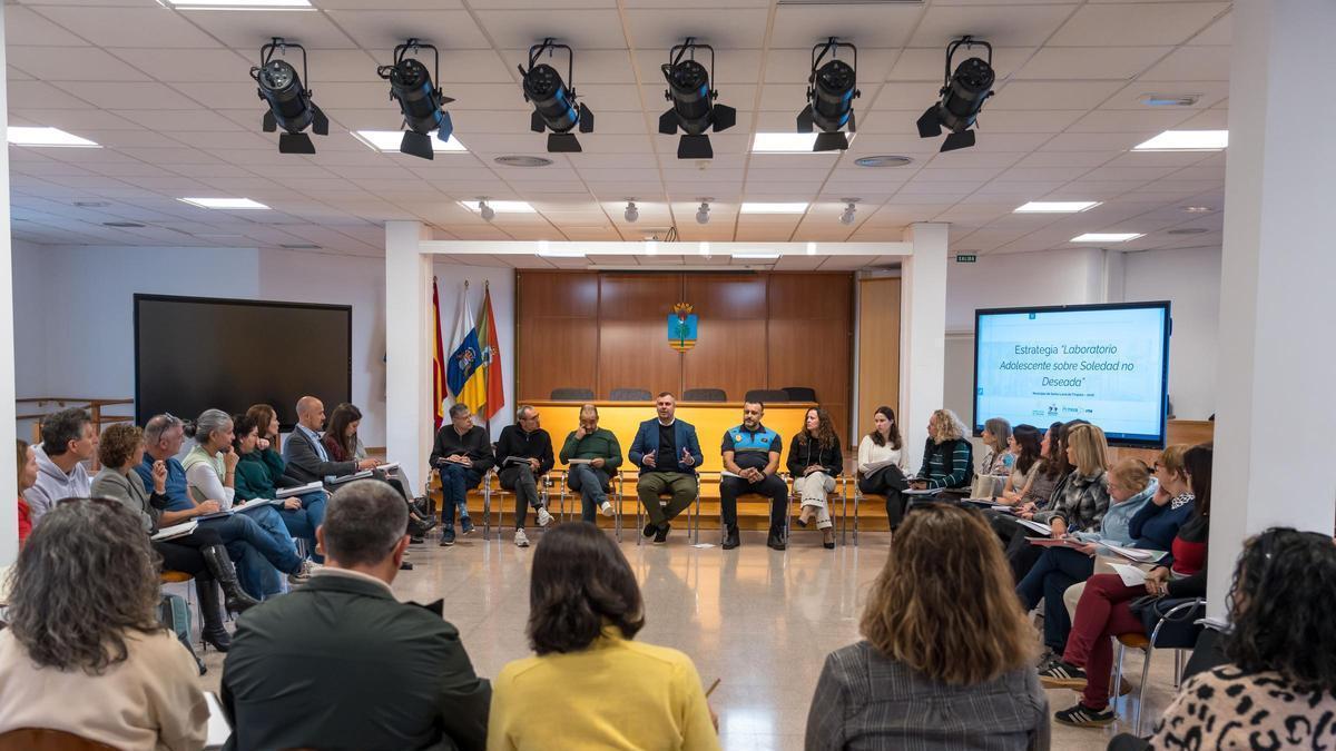 Imagen de la reunión de la Comisión Municipal Socioeducativa, celebrada este miércoles.
