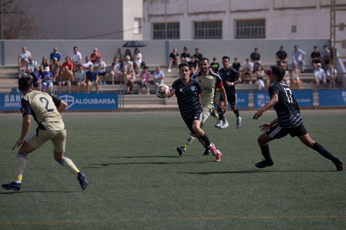 Todas las imágenes del encuentro entre La Unión y el Deportivo Linares Todas las imágenes del encuentro entre La Unión y el Deportivo Linares