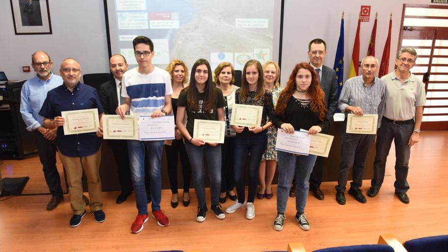 Entrega de premios, ayer, de la VIII Olimpiada de Geología de la Región de Murcia.