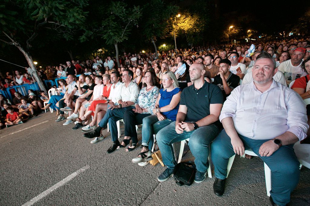 Los vecinos de El Palmar sigue a Alcaraz a través de una pantalla gigante