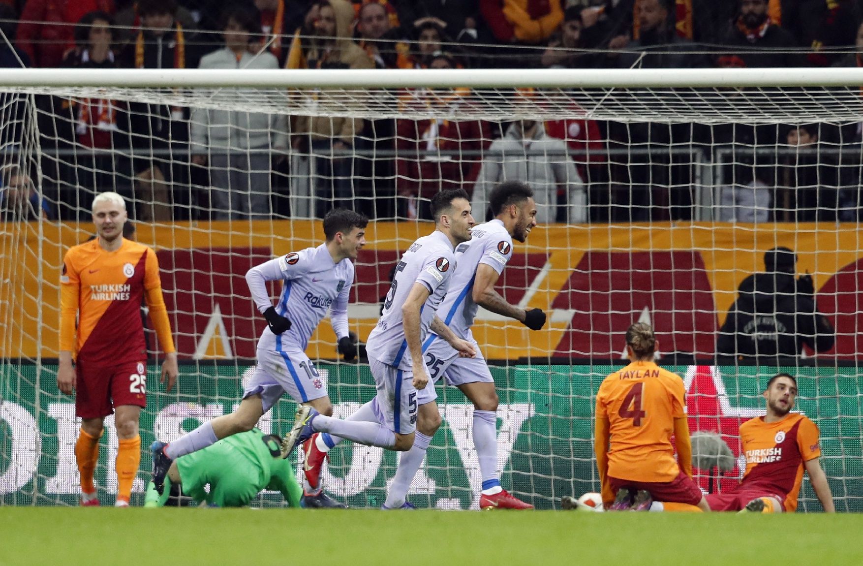 El Galatasaray - Barça, en fotos