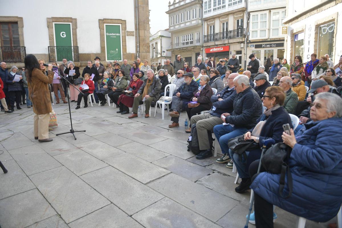 Lembranza de Rosalía de Castro na Coruña, este luns.