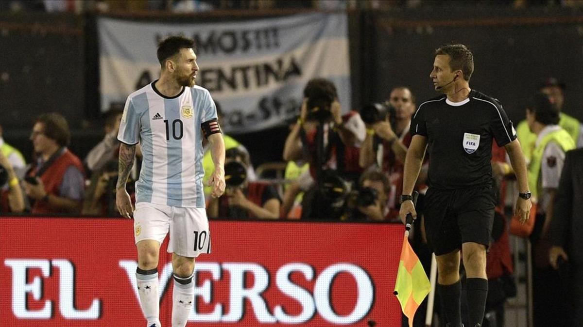 Messi, en el partido contra Chile