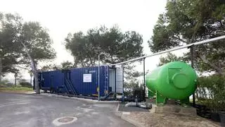 Entra en marcha la desaladora móvil de Sant Antoni para abastecer de agua a los camiones cisterna
