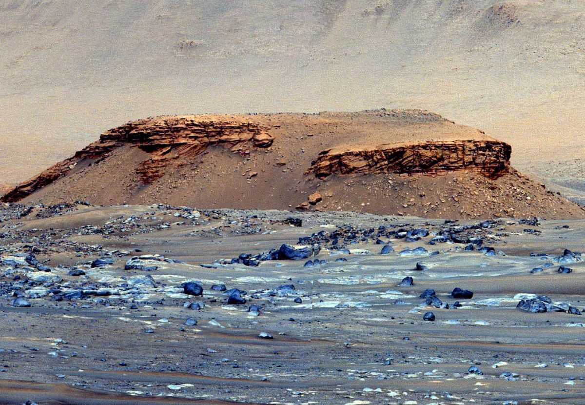 Panorámica del cráter Jezero captada por Perseverance.
