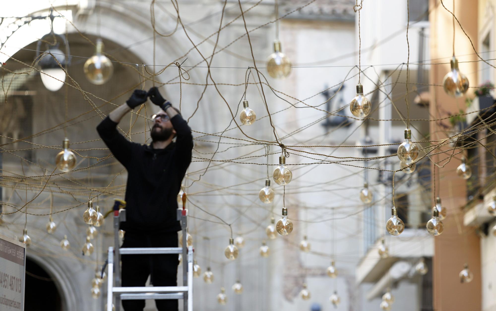 Luces de Navidad en Málaga 2021, así queda la calle San Juan