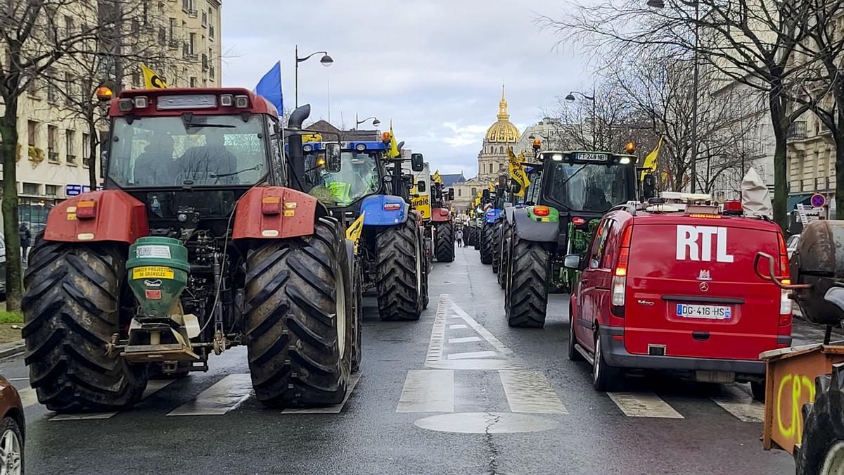 Macron, forzado a anular su gran debate con los agricultores
