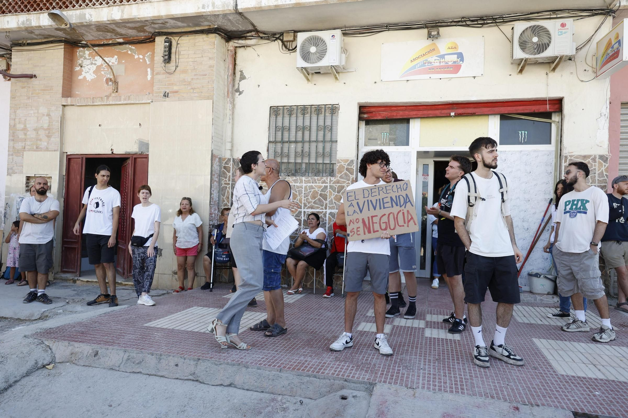 Desahucio en el barrio de Carolinas en Alicante