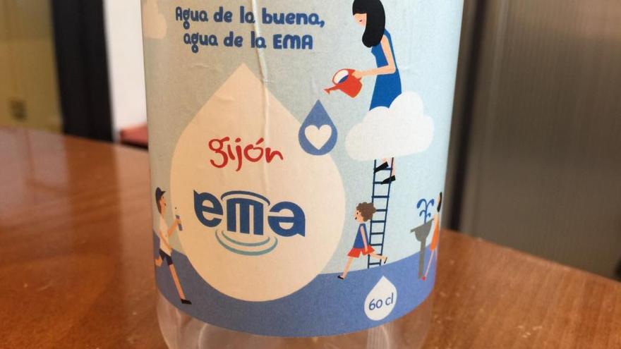Jarras de agua promovidas por la EMA.
