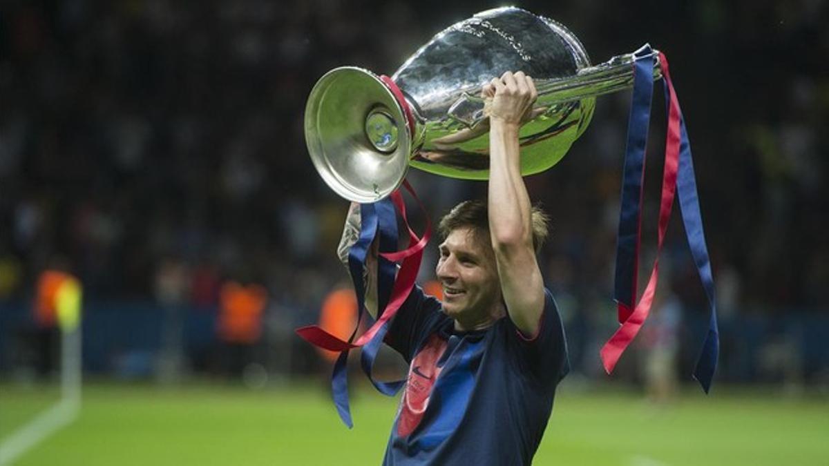 Messi celebra la quinta Champions azulgrana en Berlín
