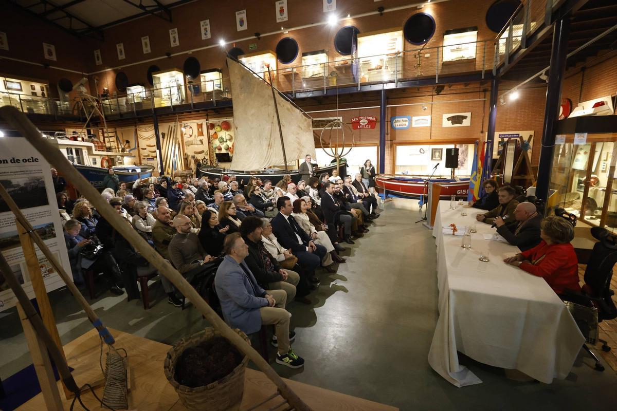 EN IMÁGENES: Entrega de los premios "Platos de Oro" en el Museo Marítimo de Luanco EN IMÁGENES: Entrega de los premios "Platos de Oro" en el Museo Marítimo de Luanco
