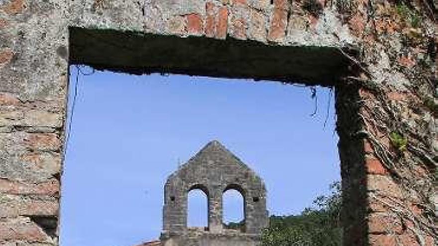 La iglesia de Bedón.