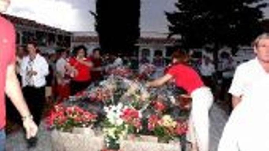 Homenaje a 25 años de dignidad en Torremejía