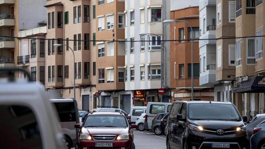 El Ayuntamiento de Palma regulará en qué calles se podrán reconvertir locales comerciales en viviendas