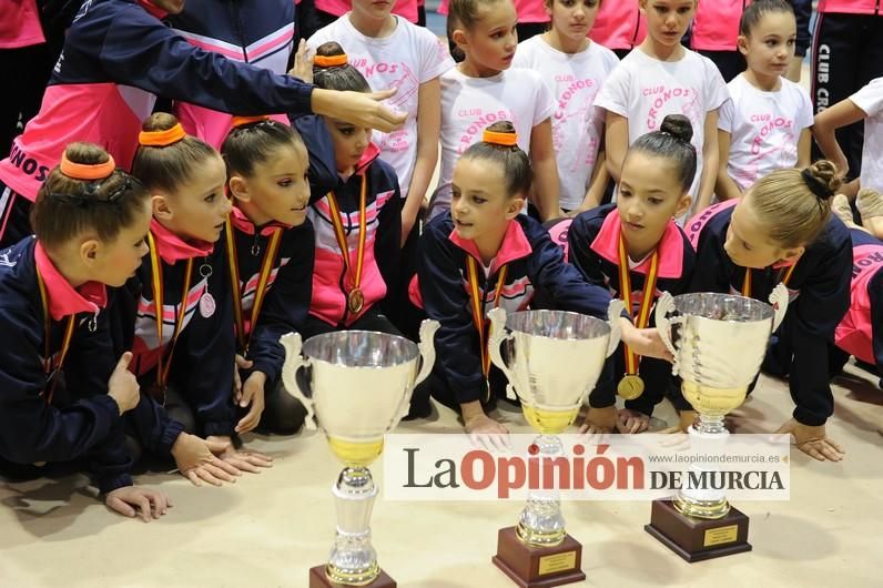 GIMNASIA RÍTMICA: El Cronos se da un baño de gloria