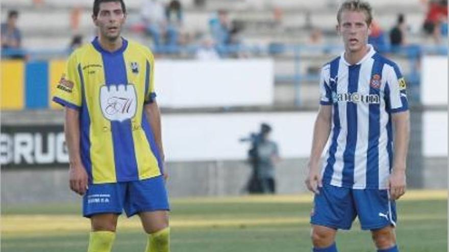 Dani Nieto, al costat del també exgironí Gerard Muñoz, va fer un gran partit ahir al Nou Estadi.