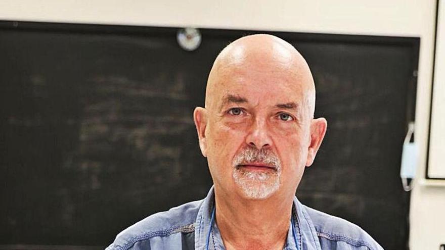 "Aun ganando un aula en Geología, estamos a rebosar, y la solución se ve muy lejana" - Vimarsana News