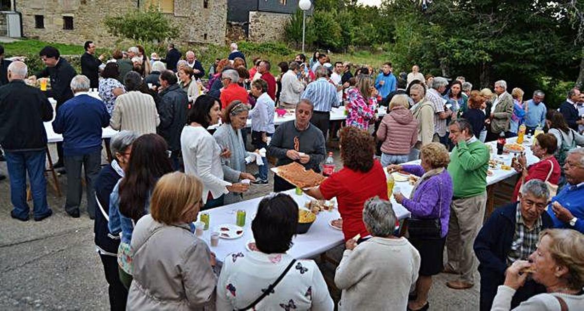 Las reliquias de Inés y María del Carmen, mártires del Pardo, llegan a Avedillo