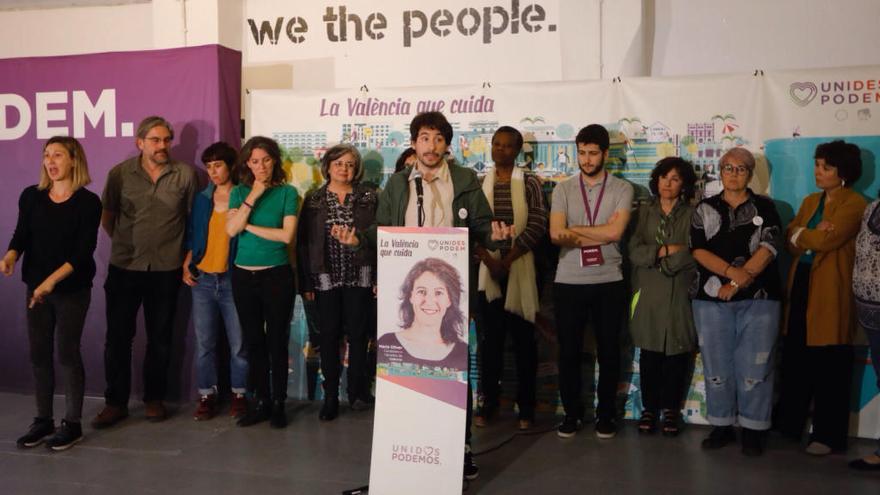 Comparecencia de Jaime Paulino, durante la noche electoral del domingo.