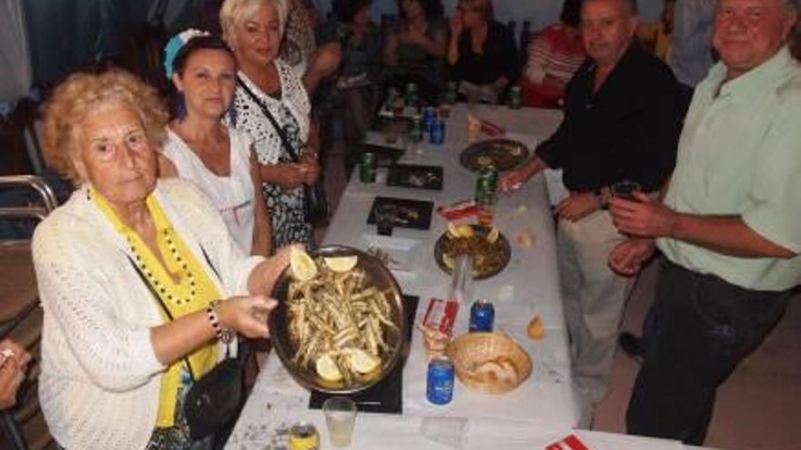 La noche del «Pescaíto» adelanta la Feria de  Mayo en Torrevieja