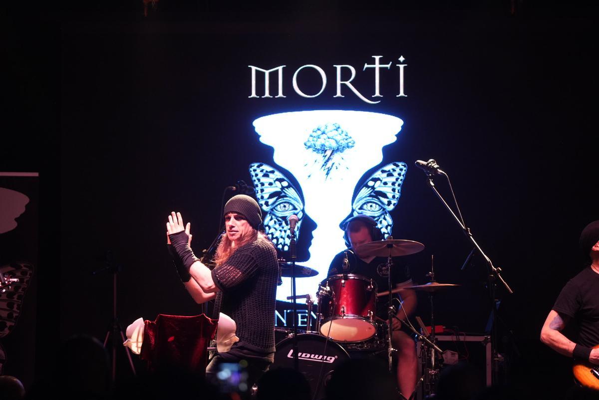 Morti deleita a sus seguidores en la Sala Impala