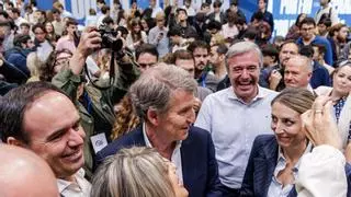 Más de 60 cargos del PP Aragón arropan a Feijóo en el inicio de la precampaña: "El cambio está muy cerca"