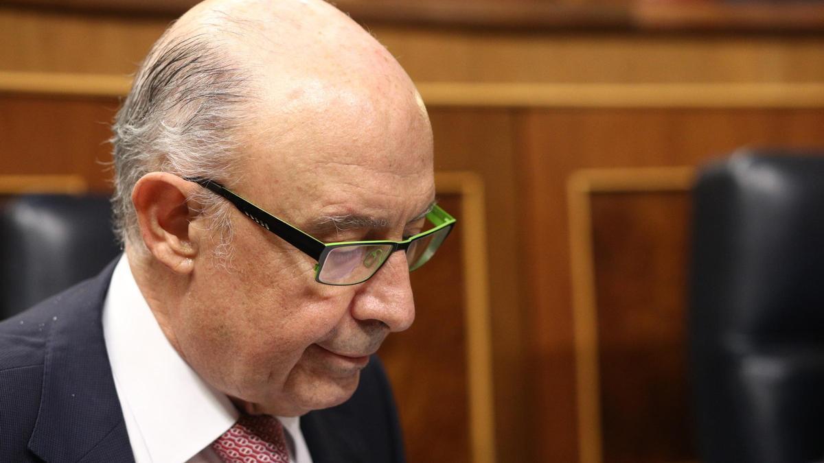 Una imputada en el caso Montoro justifica los pagos al despacho fundado por el exministro