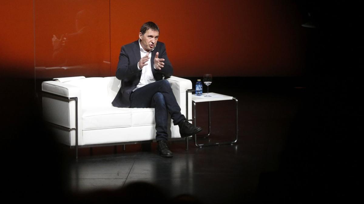 Arnaldo Otegi, durante su intervención en un foro del diario 'Gara', este sábado.