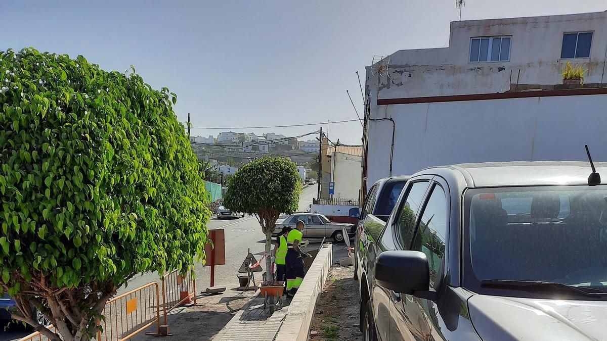 Arucas pavimentará la calle principal de Bañaderos y un aparcamiento