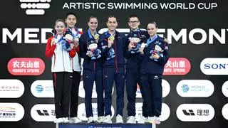 Dennis González y Mireia Hernández, oro en dúo técnico en natación artística
