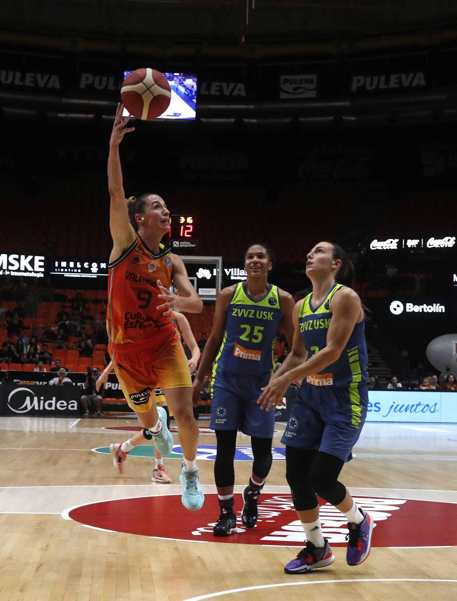 Valencia Basket - ZVVZ USK Praha de Euroleague Women