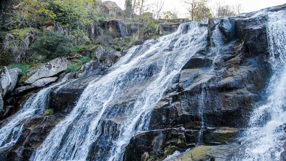 Imagen de la Cascada del Caozo