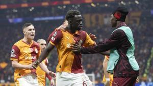 Los jugadores del Galatasaray celebran uno de los goles.