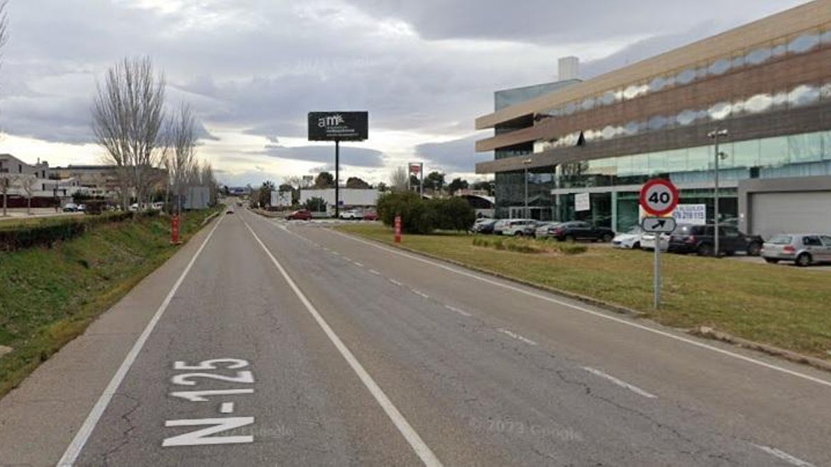 Inicio del tramo de la carretera del aeropuerto que se va a convertir en avenida.