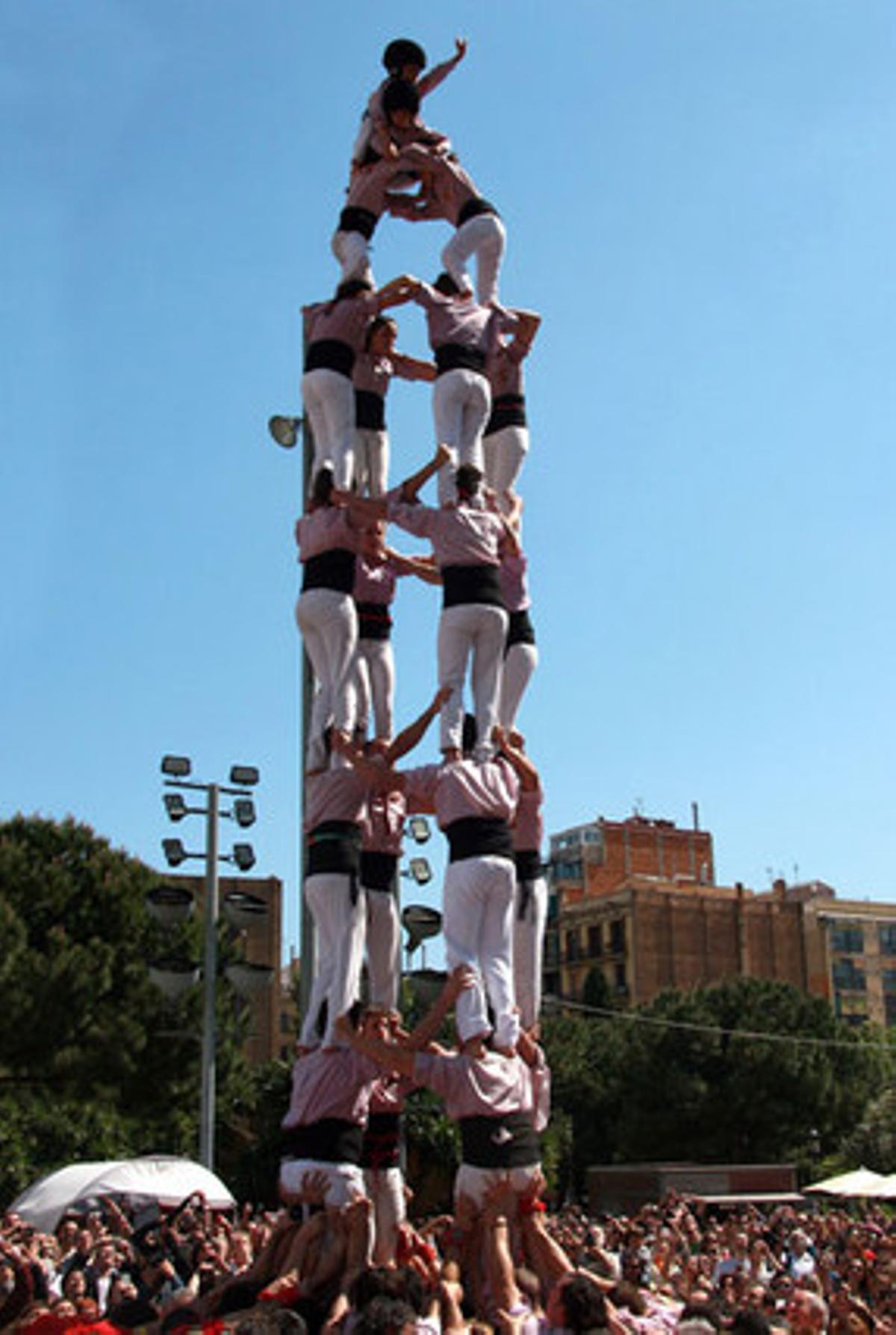 El 4 de 8 descarregat aquest diumenge, dia 21, pels Minyons de Terrassa a la Sagrada Família de Barcelona.