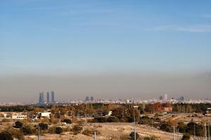 Un estudi relaciona la contaminació amb els infarts de no fumadors