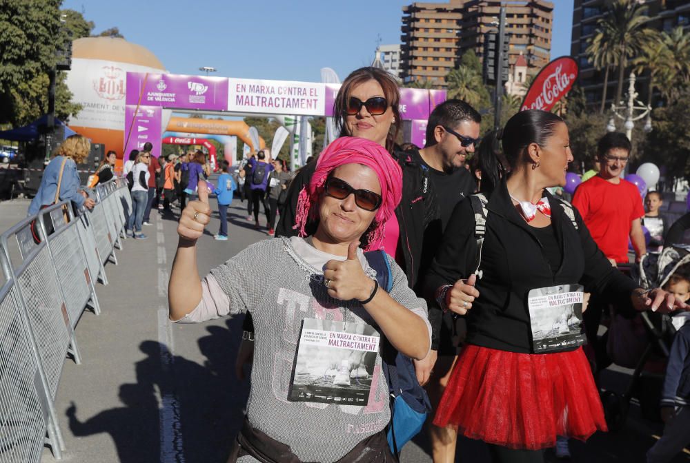 Búscate en la Marxa Contra la Violència de Gènere