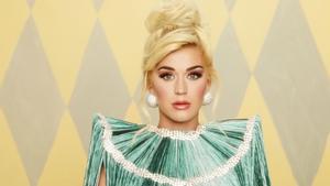 katy perry de por ahi27/08/2020