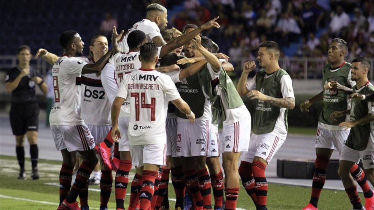 Jugadores del Flamengo celebrando un gol