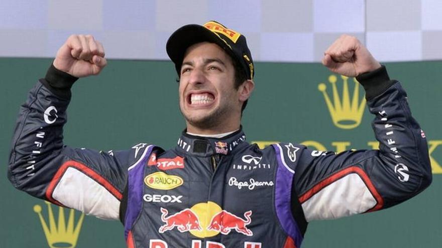 Ricciardo, descalificado por exceder el límite de combustible