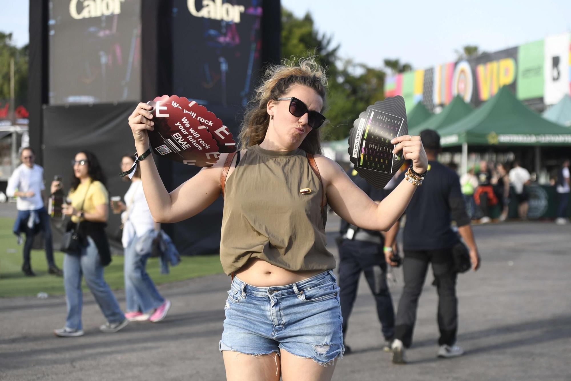 Actuación de Niña Polaca y ambiente en el Warm Up (III)