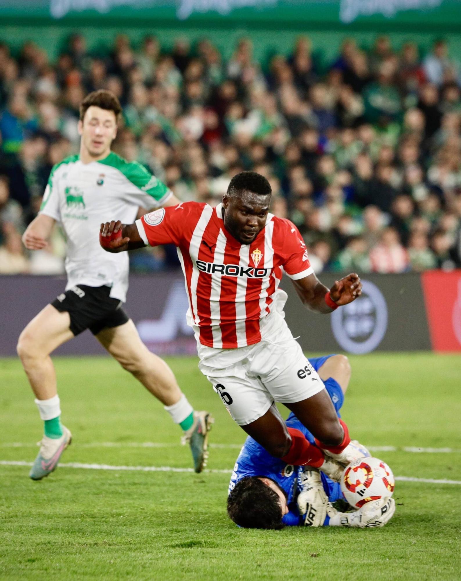 Así fue (en imágenes) el partido de Copa Racing-Sporting, y el viaje de la Mareona