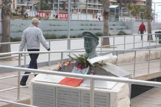 El Puerto exige a la Comisión Cívica de Alicante que retire la nueva placa del Stanbrook tras frenar un año el permiso para su colocación